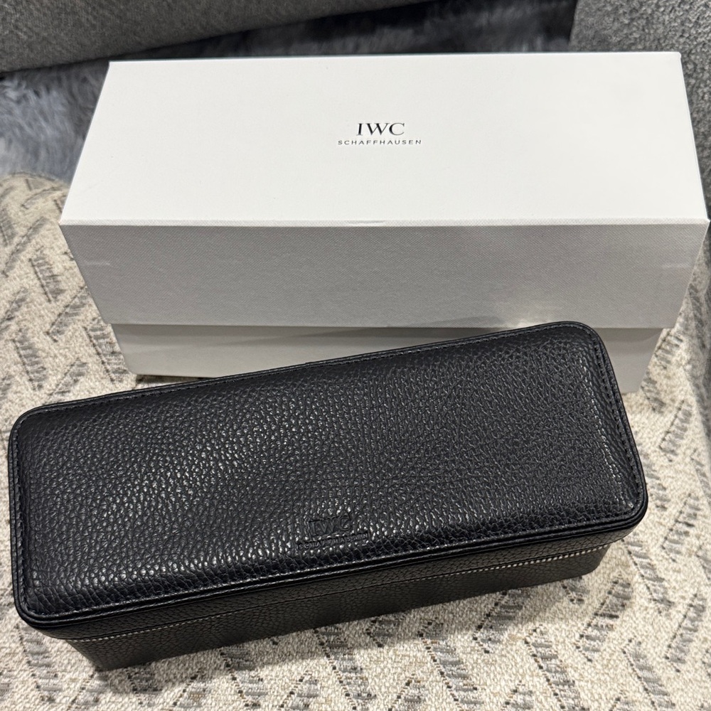 IWC Black Leather 3 Watch Holder